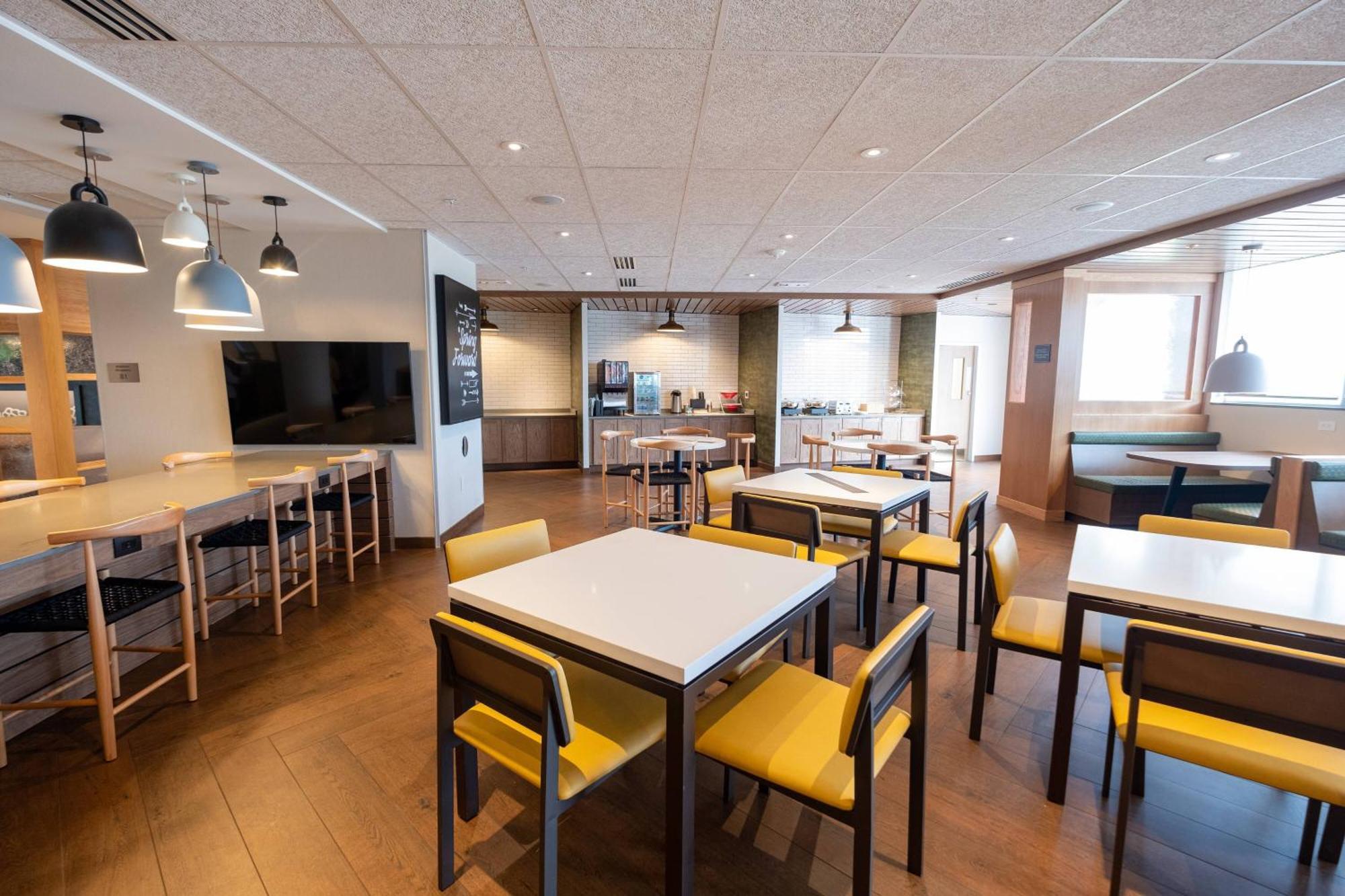 Fairfield By Marriott Inn & Suites فوند دو لاك المظهر الخارجي الصورة